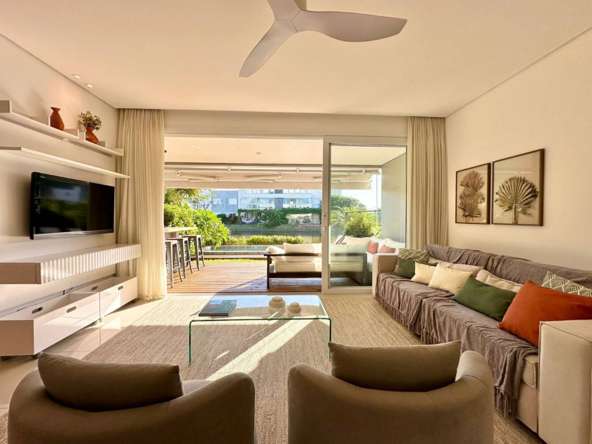 Casa em Condomínio 3 dormitórios para venda | Ref.: 13766