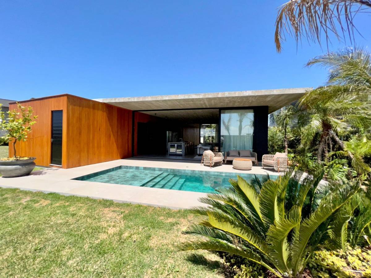 Casa em Condomínio 4 dormitórios para venda | Ref.: 15492