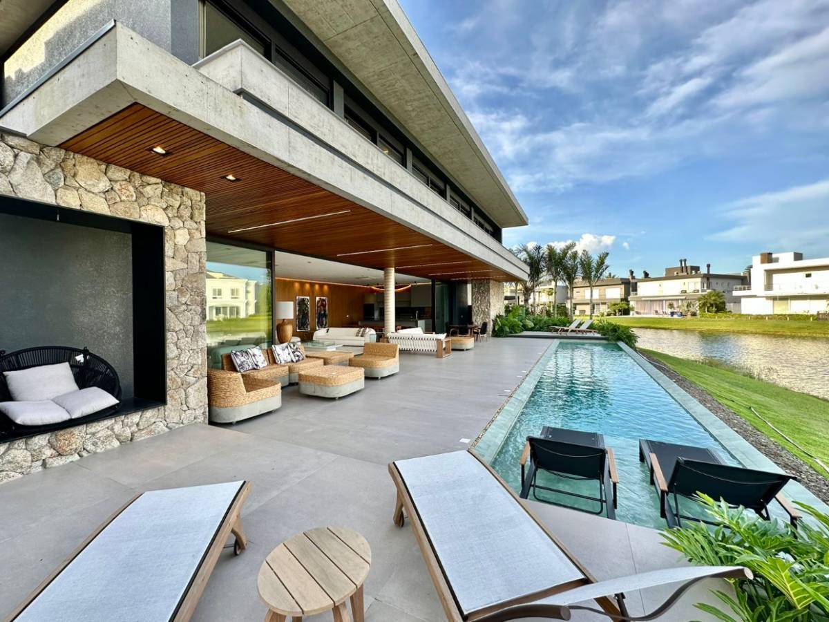 Casa em Condomínio 6 dormitórios para venda | Ref.: 15610