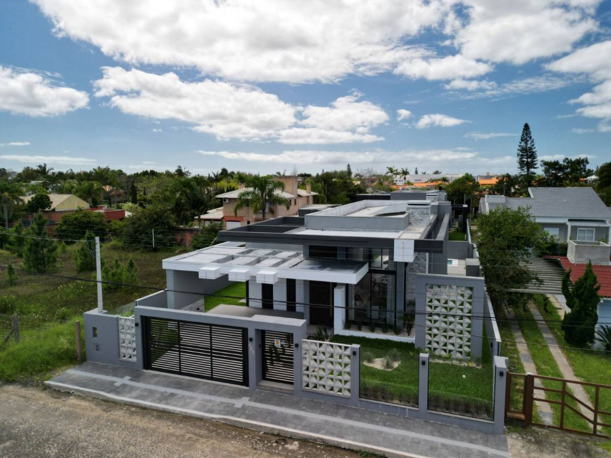Casa 4 dormitórios para venda, Atlântida em Xangri-lá, RS | Ref.: 15700